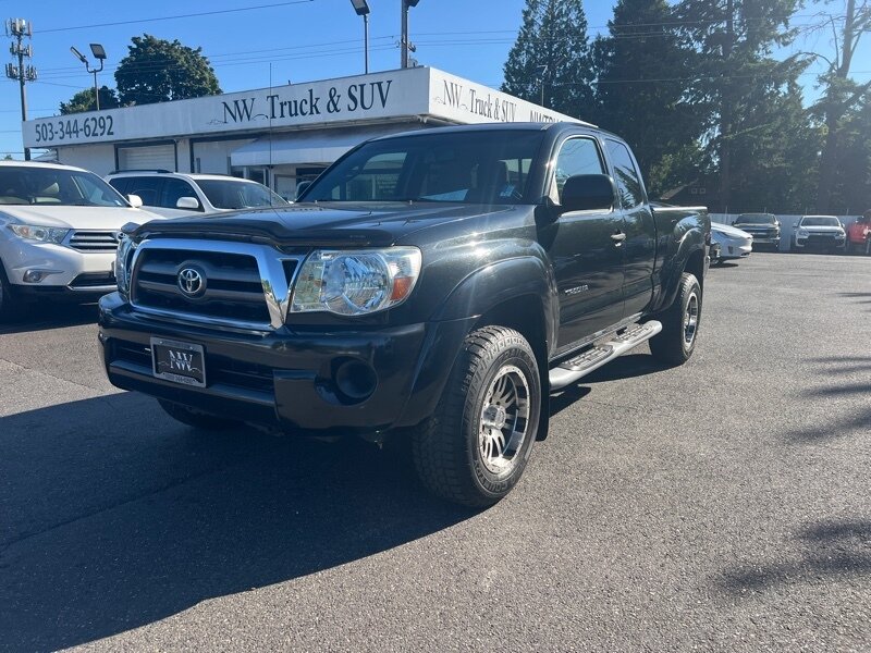 2010 Toyota Tacoma  2.7, 4 Cylinder, 5 Speed, Manual Transmission,  Access Cab, Longbed, 4X4, 4WD, 4 Wheel Drive