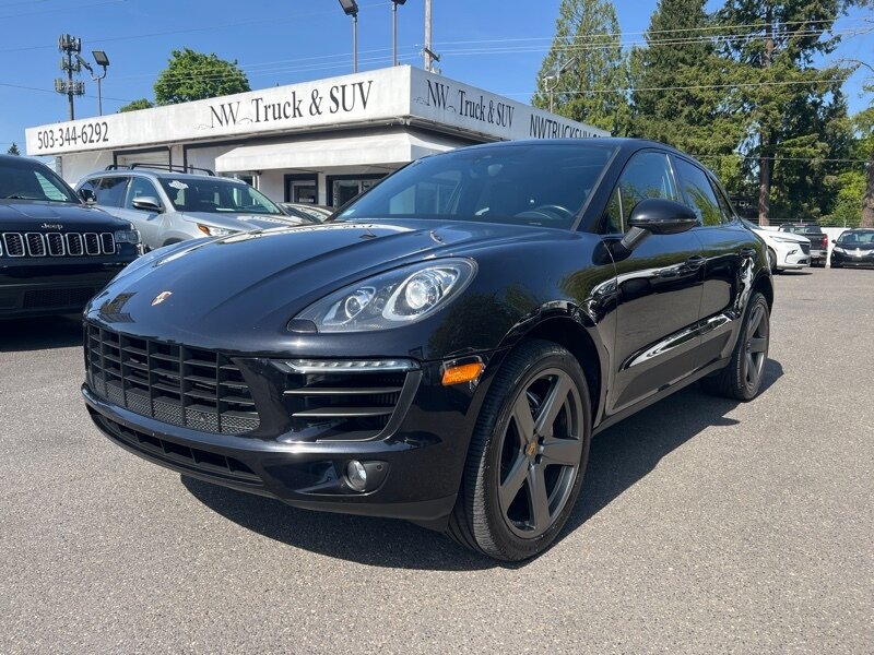 2018 Porsche Macan S  3.0 Twin Turbo V6, AWD, All Wheel Drive, Exhaust, Backup Camera, PANO Roof