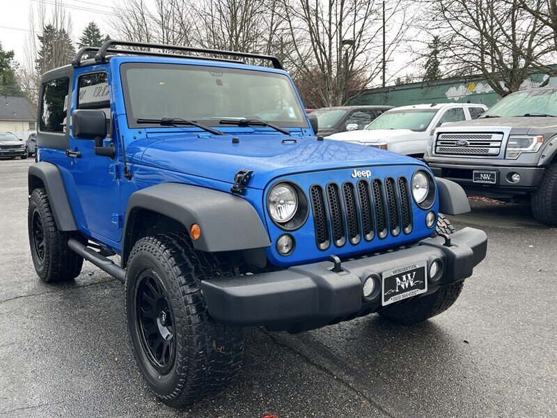2015 Jeep Wrangler Sport 3.6L V6 285hp 260ft. lbs, Two Door, 4x4, Hard Top, Soft Top, Running Boards, Premium Wheels. - Photo 2 - Milwaukie, OR 97267