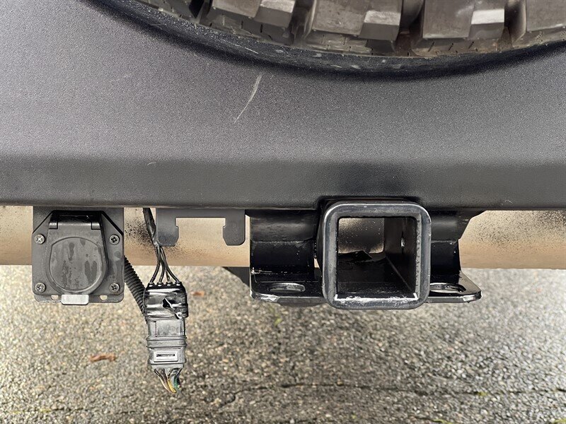 2015 Jeep Wrangler Sport 3.6L V6 285hp 260ft. lbs, Two Door, 4x4, Hard Top, Soft Top, Running Boards, Premium Wheels. - Photo 12 - Milwaukie, OR 97267