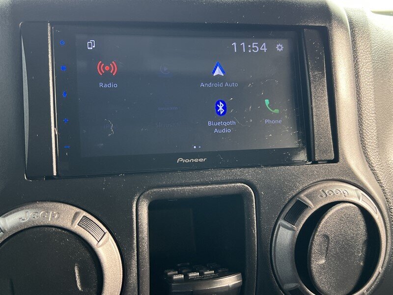 2015 Jeep Wrangler Sport 3.6L V6 285hp 260ft. lbs, Two Door, 4x4, Hard Top, Soft Top, Running Boards, Premium Wheels. - Photo 19 - Milwaukie, OR 97267