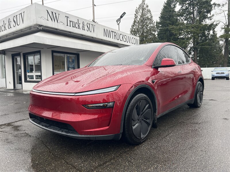 2026 Tesla Model Y Long Range  Dual Motor, AWD, All Wheel Drive, Heated/Cooled Seats, Rear Infotainment Screen