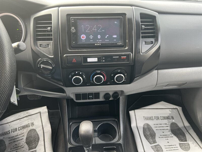 2012 Toyota Tacoma 2.7L I4 159hp 180ft. lbs, 4X4, Running Boards, Bed Liner, Bed Cover, Manual Windows, USB, AUX, Hands Free Phone connectivity. - Photo 18 - Milwaukie, OR 97267