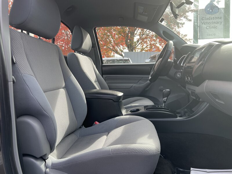 2012 Toyota Tacoma 2.7L I4 159hp 180ft. lbs, 4X4, Running Boards, Bed Liner, Bed Cover, Manual Windows, USB, AUX, Hands Free Phone connectivity. - Photo 16 - Milwaukie, OR 97267