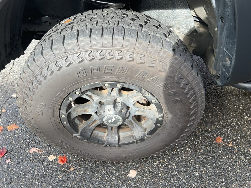 2012 Toyota Tacoma 2.7L I4 159hp 180ft. lbs, 4X4, Running Boards, Bed Liner, Bed Cover, Manual Windows, USB, AUX, Hands Free Phone connectivity. - Photo 26 - Milwaukie, OR 97267