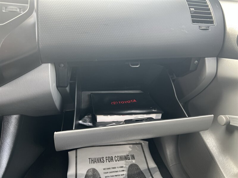 2012 Toyota Tacoma 2.7L I4 159hp 180ft. lbs, 4X4, Running Boards, Bed Liner, Bed Cover, Manual Windows, USB, AUX, Hands Free Phone connectivity. - Photo 22 - Milwaukie, OR 97267