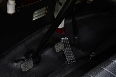 1968 Volkswagen Atlas   - Photo 20 - Costa Mesa, CA 92626