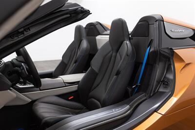 2019 BMW i8   - Photo 17 - Costa Mesa, CA 92626