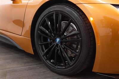 2019 BMW i8   - Photo 33 - Costa Mesa, CA 92626