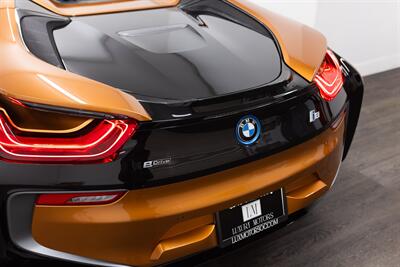 2019 BMW i8   - Photo 42 - Costa Mesa, CA 92626