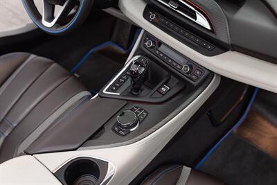 2019 BMW i8   - Photo 23 - Costa Mesa, CA 92626