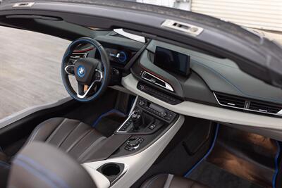 2019 BMW i8   - Photo 21 - Costa Mesa, CA 92626