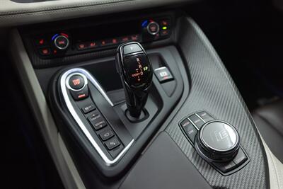2019 BMW i8   - Photo 64 - Costa Mesa, CA 92626