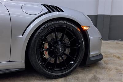 2016 Porsche 911 GT3 RS   - Photo 79 - Costa Mesa, CA 92626