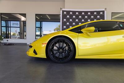 2021 Lamborghini Huracan EVO   - Photo 32 - Costa Mesa, CA 92626