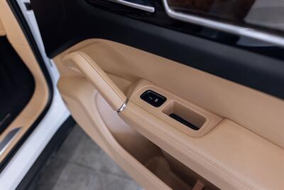 2021 Porsche Cayenne   - Photo 108 - Costa Mesa, CA 92627