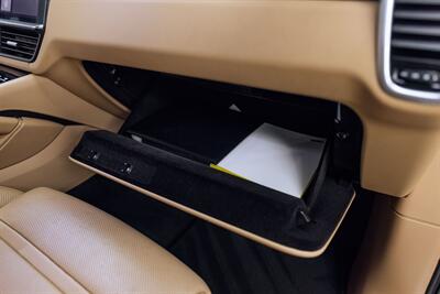 2021 Porsche Cayenne   - Photo 69 - Costa Mesa, CA 92627