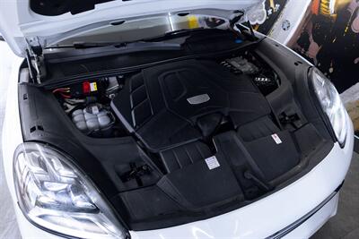 2021 Porsche Cayenne   - Photo 105 - Costa Mesa, CA 92627