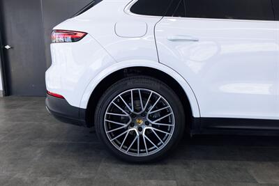 2021 Porsche Cayenne   - Photo 74 - Costa Mesa, CA 92627