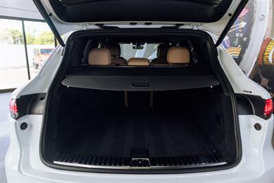2021 Porsche Cayenne   - Photo 36 - Costa Mesa, CA 92627