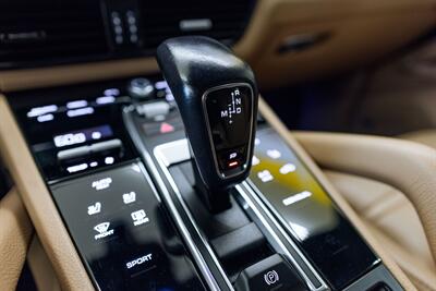 2021 Porsche Cayenne   - Photo 47 - Costa Mesa, CA 92627