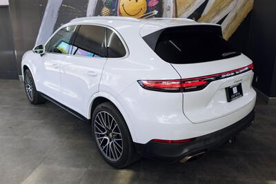 2021 Porsche Cayenne   - Photo 34 - Costa Mesa, CA 92627