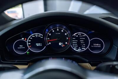 2021 Porsche Cayenne   - Photo 44 - Costa Mesa, CA 92627