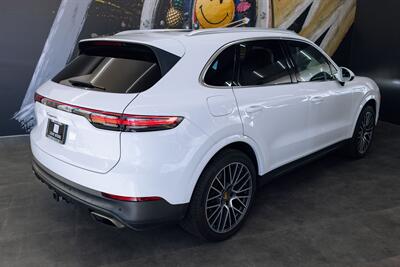 2021 Porsche Cayenne   - Photo 4 - Costa Mesa, CA 92627