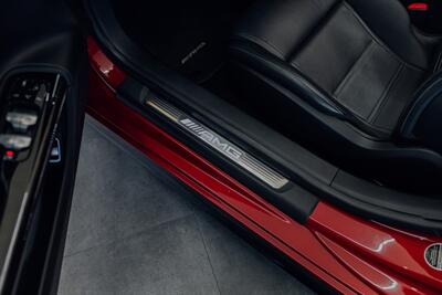 2022 Mercedes-Benz AMG SL 63   - Photo 8 - Costa Mesa, CA 92627