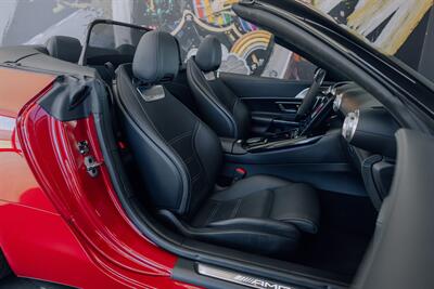 2022 Mercedes-Benz AMG SL 63   - Photo 40 - Costa Mesa, CA 92627