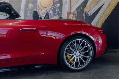2022 Mercedes-Benz AMG SL 63   - Photo 11 - Costa Mesa, CA 92627