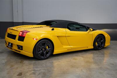 2006 Lamborghini Gallardo Spyder   - Photo 9 - Costa Mesa, CA 92626