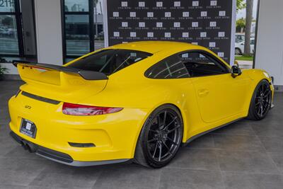 2014 Porsche 911 GT3   - Photo 64 - Costa Mesa, CA 92626