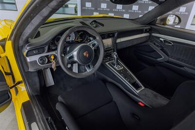 2014 Porsche 911 GT3   - Photo 38 - Costa Mesa, CA 92626