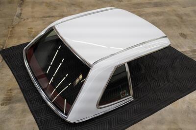 1988 Mercedes-Benz 560-Class 560 SL   - Photo 75 - Costa Mesa, CA 92626