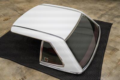 1988 Mercedes-Benz 560-Class 560 SL   - Photo 74 - Costa Mesa, CA 92626