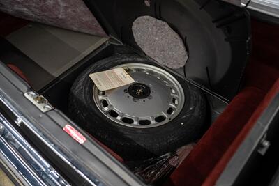 1988 Mercedes-Benz 560-Class 560 SL   - Photo 65 - Costa Mesa, CA 92626