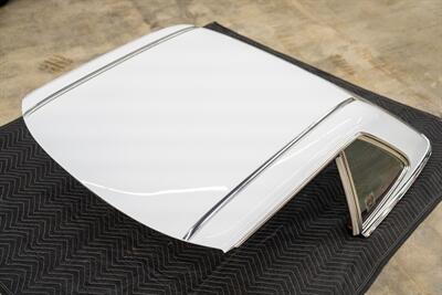 1988 Mercedes-Benz 560-Class 560 SL   - Photo 73 - Costa Mesa, CA 92626