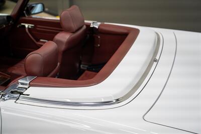 1988 Mercedes-Benz 560-Class 560 SL   - Photo 89 - Costa Mesa, CA 92626