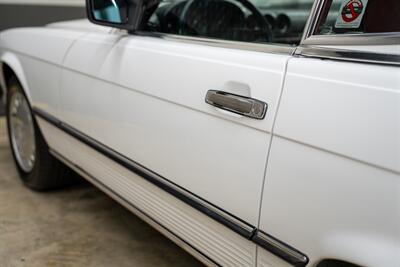 1988 Mercedes-Benz 560-Class 560 SL   - Photo 57 - Costa Mesa, CA 92626
