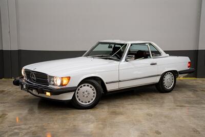 1988 Mercedes-Benz 560-Class 560 SL   - Photo 1 - Costa Mesa, CA 92626