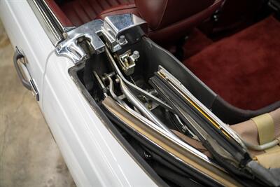 1988 Mercedes-Benz 560-Class 560 SL   - Photo 83 - Costa Mesa, CA 92626