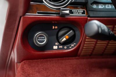 1988 Mercedes-Benz 560-Class 560 SL   - Photo 39 - Costa Mesa, CA 92626