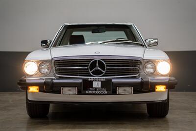 1988 Mercedes-Benz 560-Class 560 SL   - Photo 10 - Costa Mesa, CA 92626