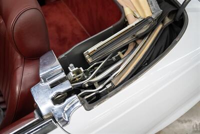 1988 Mercedes-Benz 560-Class 560 SL   - Photo 82 - Costa Mesa, CA 92626