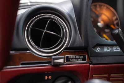 1988 Mercedes-Benz 560-Class 560 SL   - Photo 40 - Costa Mesa, CA 92626