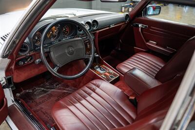 1988 Mercedes-Benz 560-Class 560 SL   - Photo 15 - Costa Mesa, CA 92626