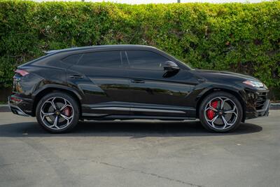 2020 Lamborghini Urus   - Photo 6 - Costa Mesa, CA 92626