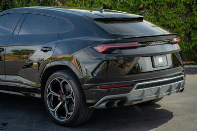 2020 Lamborghini Urus   - Photo 18 - Costa Mesa, CA 92626