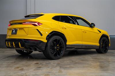 2019 Lamborghini Urus   - Photo 38 - Costa Mesa, CA 92626
